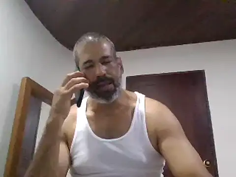 Snapshot of jackbigcock11 chatting on 02.14.25 jackbigcock11 online show from 02.14.25