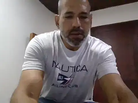Snapshot of jackbigcock11 chatting on 03.05.25 jackbigcock11 online show from 03.05.25