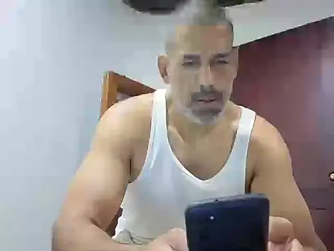 Snapshot of jackbigcock11 chatting on 04.25.26 jackbigcock11 online show from 04.25.26