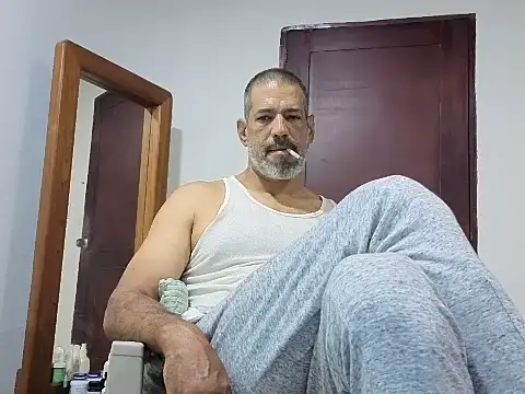 Snapshot of jackbigcock11 chatting on 05.22.26 jackbigcock11 online show from 05.22.26