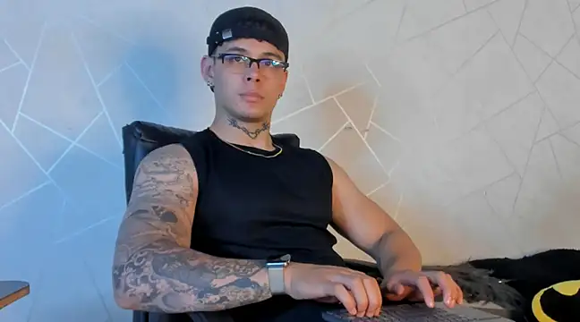 NoahhBrown online show from 12.05.24