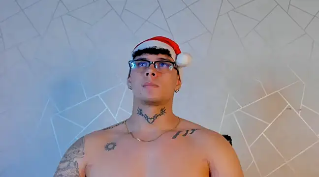 NoahhBrown online show from 12.05.24
