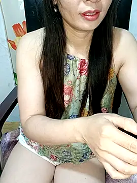 Blythe 69 online show from 10.31.25