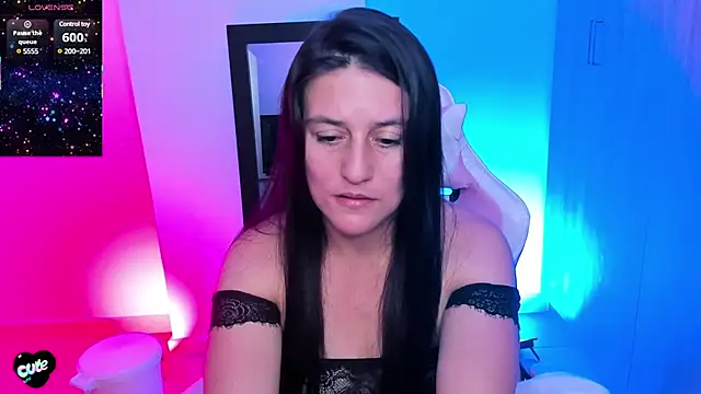 Saskyaa online show from 03.10.25