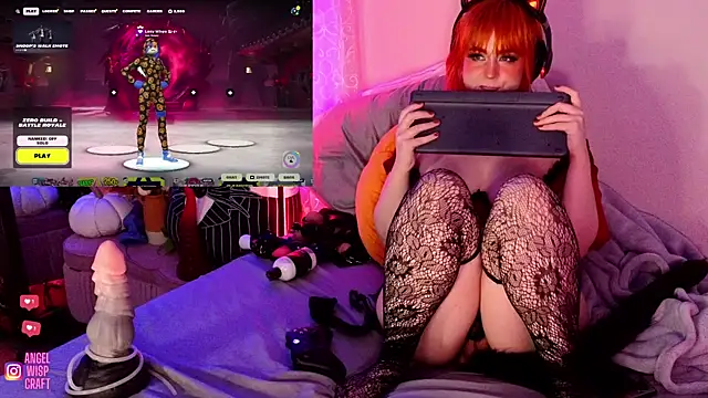Angel-Lewd-Cake online show from 12.03.24