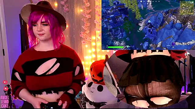 Snapshot of Angel-Lewd-Cake chatting on 10.09.25 Angel-Lewd-Cake online show from 10.09.25