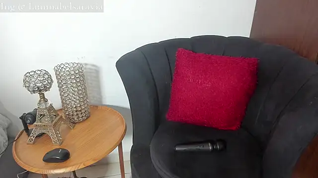 mabelsaravia online show from 11.28.25