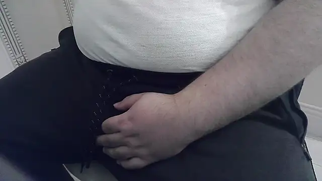 Snapshot of KIZLAZIMYaa chatting on 10.05.25 KIZLAZIMYaa online show from 10.05.25