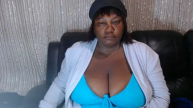 MATUREBUSSTY online show from 02.26.25