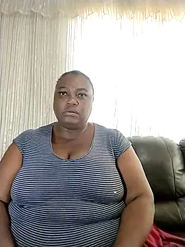 MATUREBUSSTY online show from 03.17.25