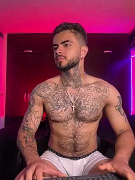 innsolemnia online show from 10.16.25