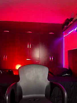 innsolemnia online show from 10.18.25