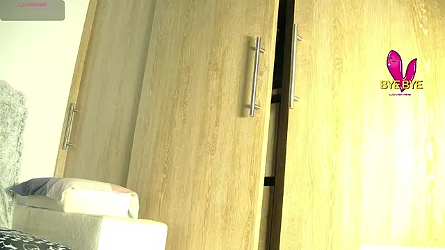 aidaadams online show from 11.26.25