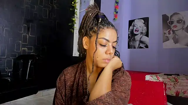 Alika01 online show from 02.02.25