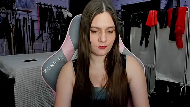 Snapshot of Stroynyash chatting on 03.21.25 Stroynyash online show from 03.21.25