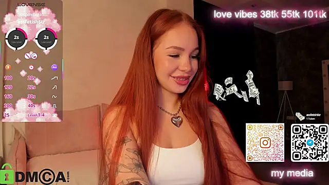 Snapshot of Tracy-Taylor chatting on 09.13.25 Tracy-Taylor online show from 09.13.25