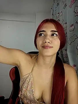 Snapshot of karol_cortes_18 chatting on 03.04.25 karol cortes 18 online show from 03.04.25