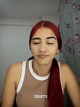 Snapshot of karol_cortes_18 chatting on 03.05.25 karol cortes 18 online show from 03.05.25