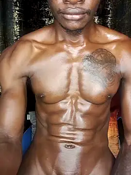 Snapshot of mgmonako chatting on 10.19.25 mgmonako online show from 10.19.25