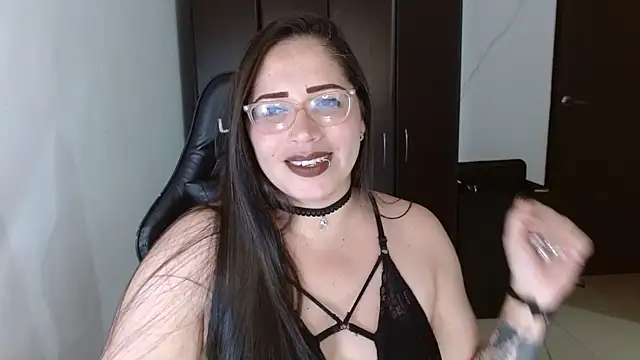 natashasmithe online show from 10.17.25