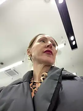 LauraDavis online show from 01.15.25