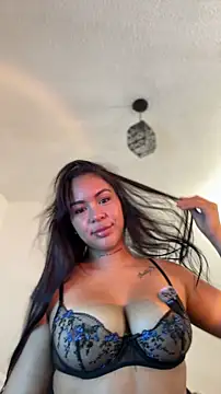 Snapshot of IsabelaVanegas_ chatting on 02.09.26 IsabelaVanegas online show from 02.09.26