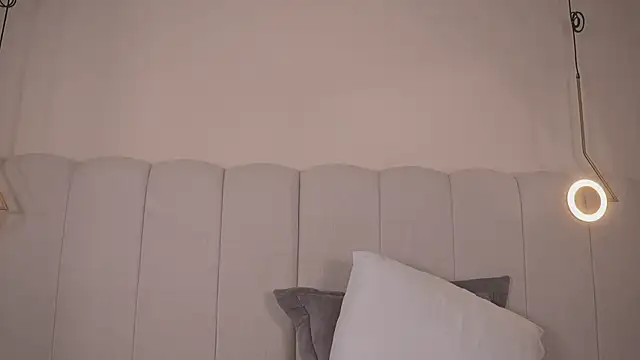 Abby-me online show from 10.19.25