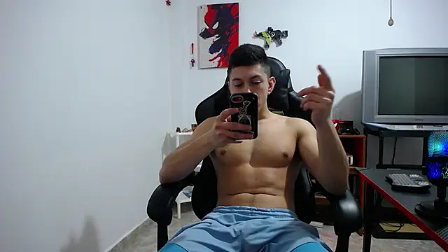 Snapshot of Iam_yourbabyprincess_XD chatting on 11.03.25 Iam yourbabyprincess XD online show from 11.03.25