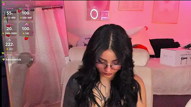 Hinataw33d01 online show from 10.25.25