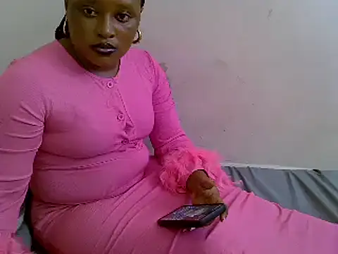 Snapshot of Crystal__Gee chatting on 01.12.25 Crystal Gee online show from 01.12.25