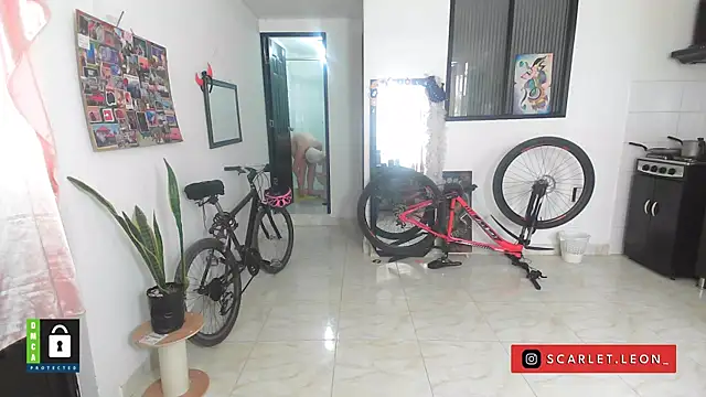 Scarletleon77 online show from 10.02.25