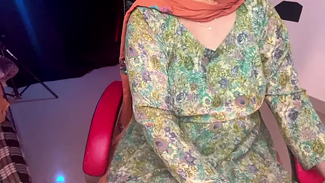 tigress kashish online show from 02.28.25