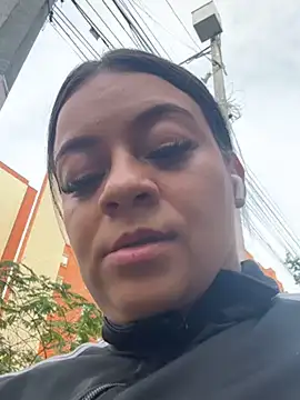 Snapshot of sarah-bonneth chatting on 01.28.25 sarah-bonneth online show from 01.28.25