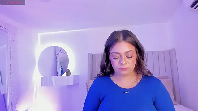 Snapshot of sarah-bonneth chatting on 01.29.25 sarah-bonneth online show from 01.29.25