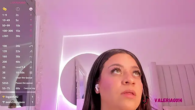 Snapshot of sarah-bonneth chatting on 02.16.25 sarah-bonneth online show from 02.16.25