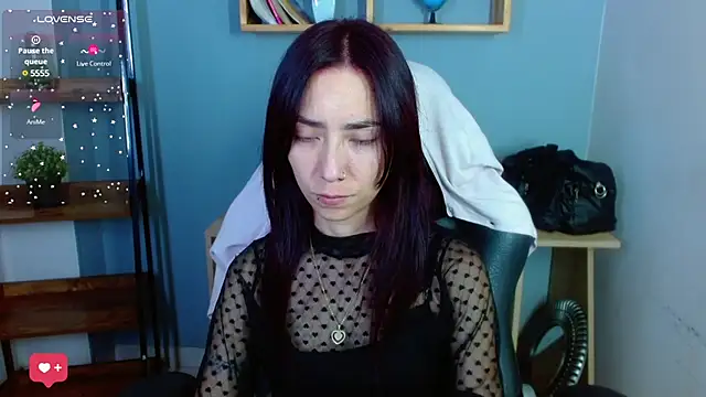 Erika Stevens online show from 12.09.24