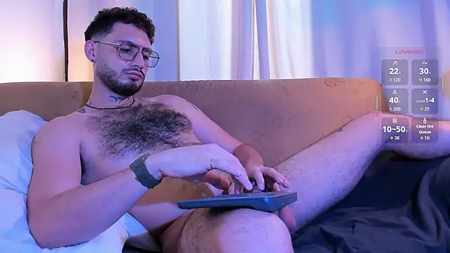 axel giracr online show from 02.07.26