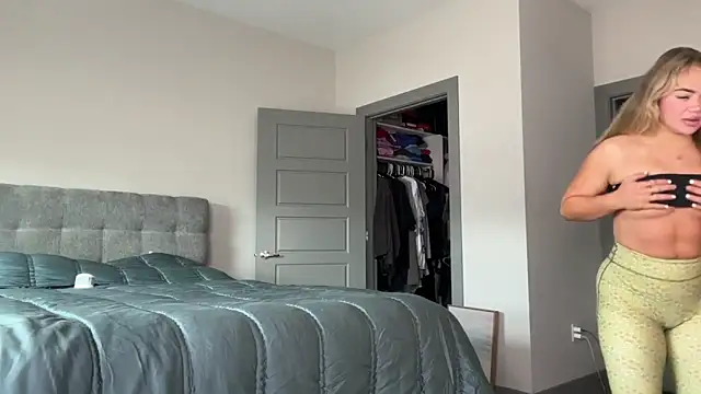 ElenaErickson online show from 03.12.25