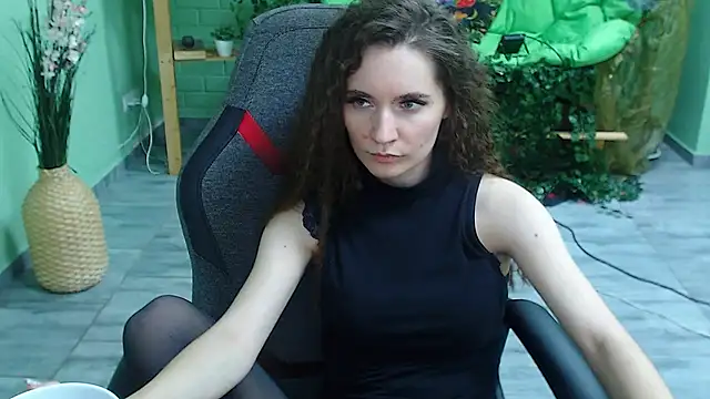 Miss Barbara  online show from 02.04.25