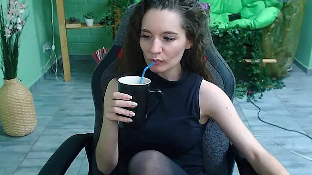 Miss Barbara  online show from 02.07.25