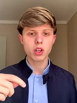 Diego17age online show from 09.18.25