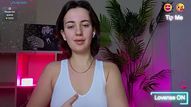 SweetieKendl online show from 04.03.26