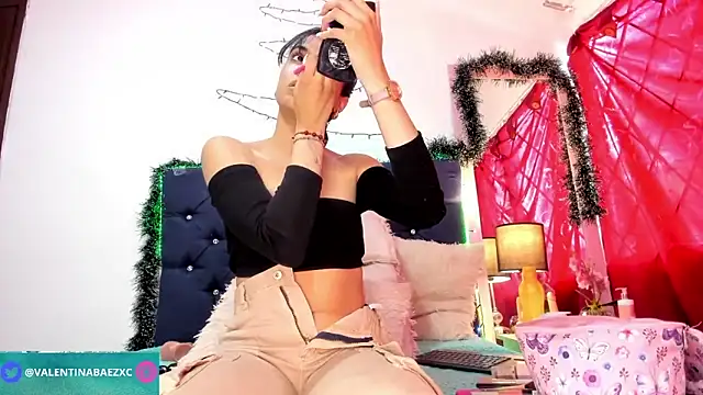 valentinabaez online show from 12.13.24