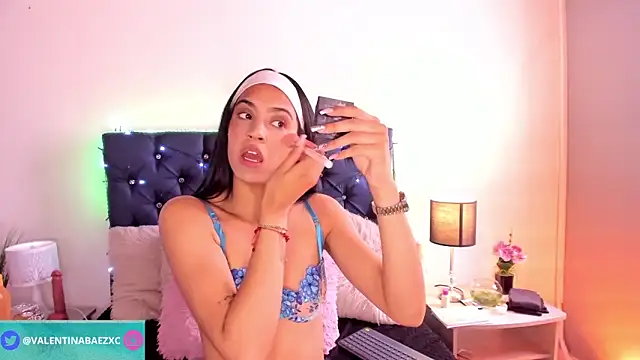valentinabaez online show from 01.21.25