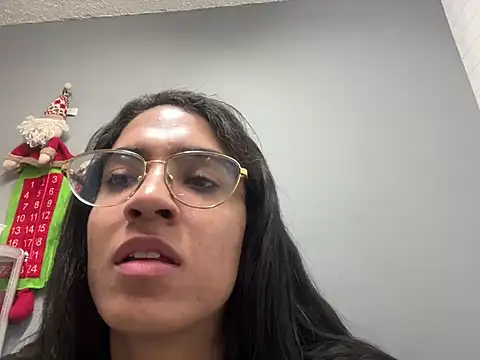 valentinabaez online show from 01.31.25