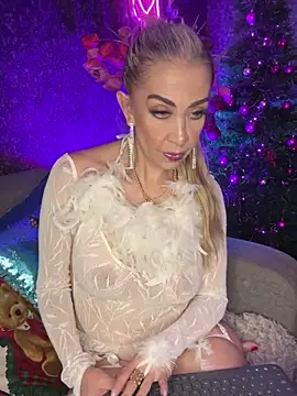 EvelinaGrey online show from 12.28.24