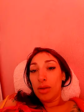 Anniespears online show from 03.06.26