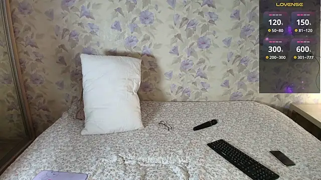 Louise Lavender online show from 05.01.26