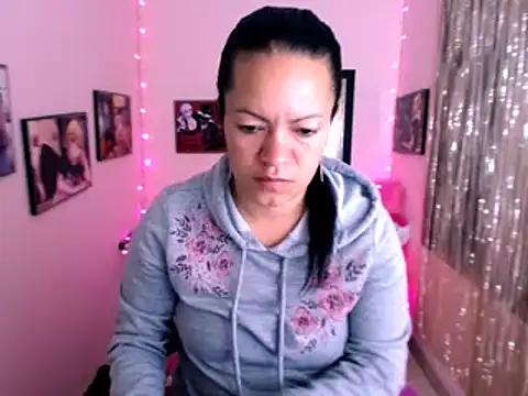 Cristal w online show from 01.20.25