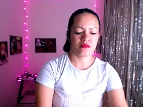 Cristal w online show from 01.31.25